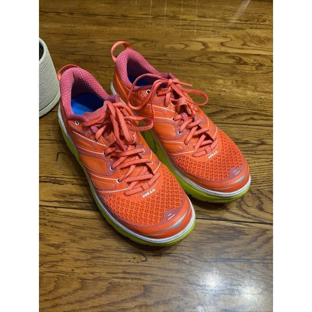 𝅺hoka One One Conquest 2 Women's Neon Coral Citrus Running Sneakers Shoes Sz 9.5